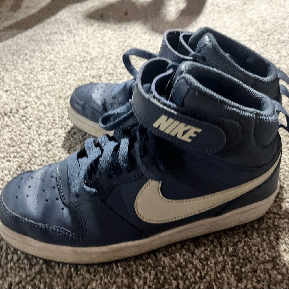 Boys Nike Jordans navy blue